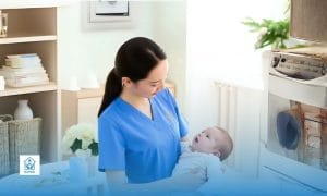 Có nên làm bảo mẫu không?
